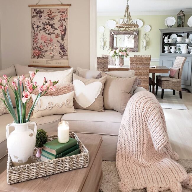 Choosing the Perfect Color Palette for a Vintage Spring Home