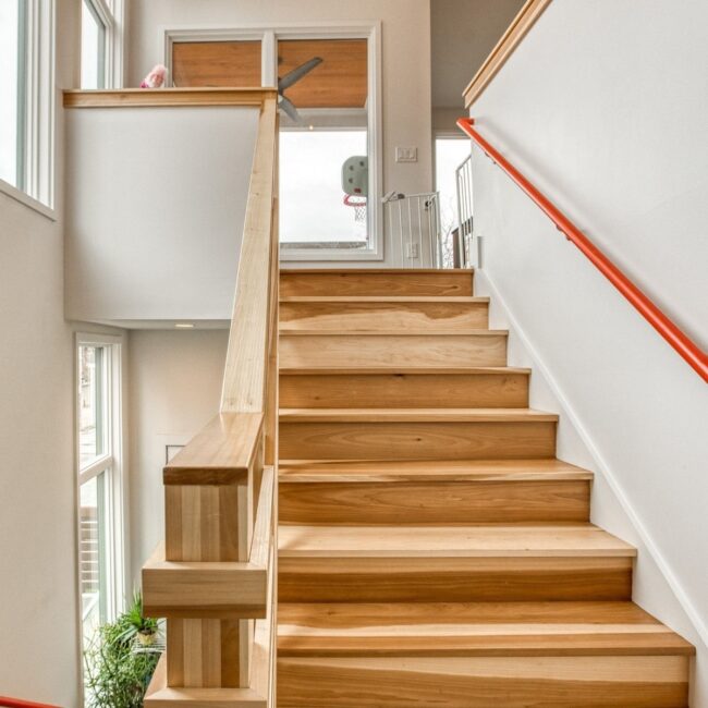 Clean Lines with a Touch of Color