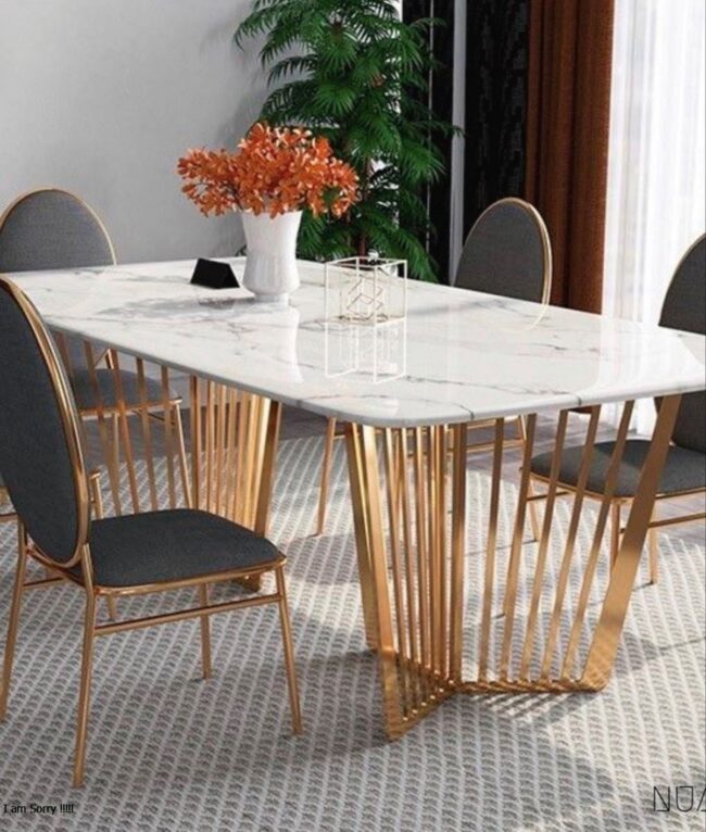 Golden Stripes and Dreamy Marble Surfaces