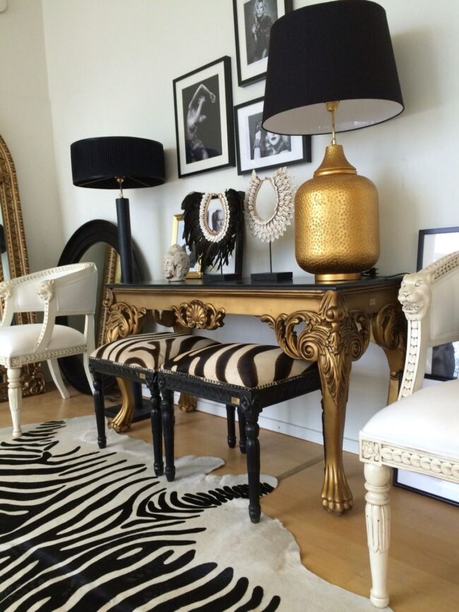 Artistic Wall Accents
