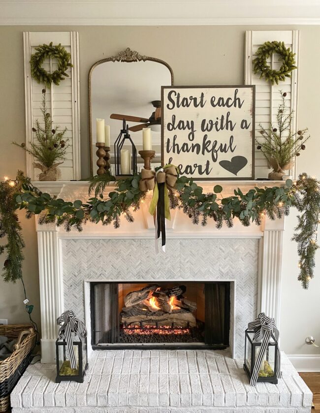 A Grateful Heart Mantel Display