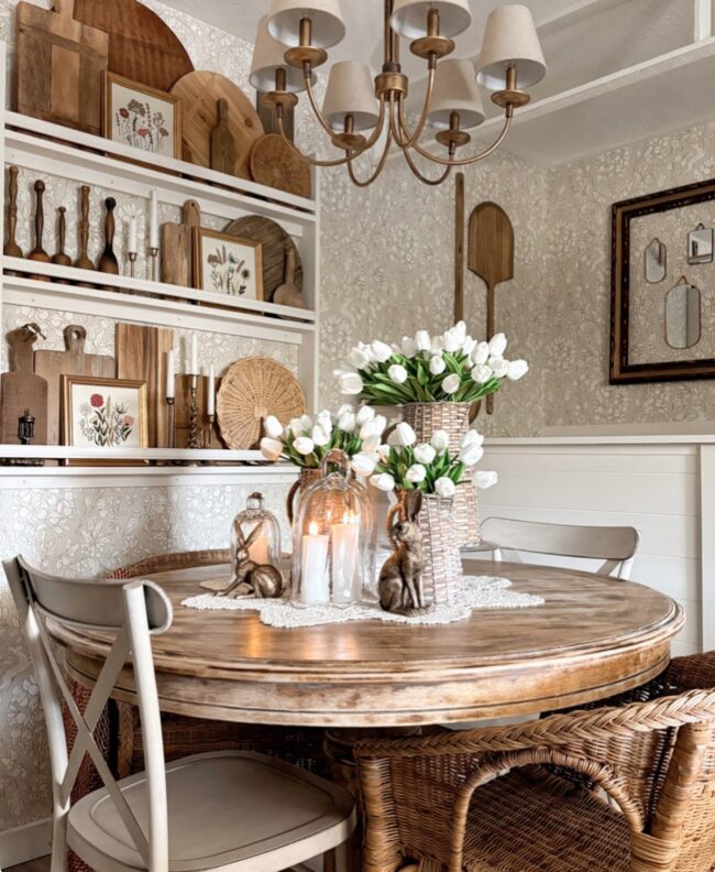 Charming Vintage Decor for Easter Gatherings
