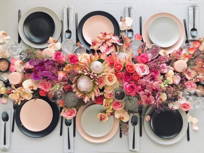 Dynamic Floral Runner with Striking Tableware