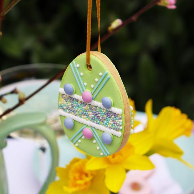 Deliciously Decorative Easter Treats
