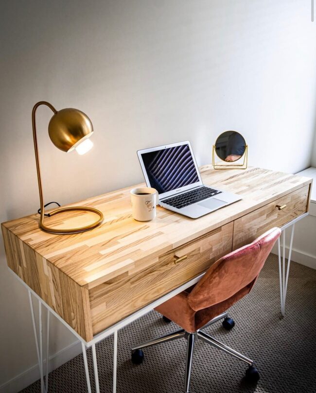 Light and Airy Workspace Vibe