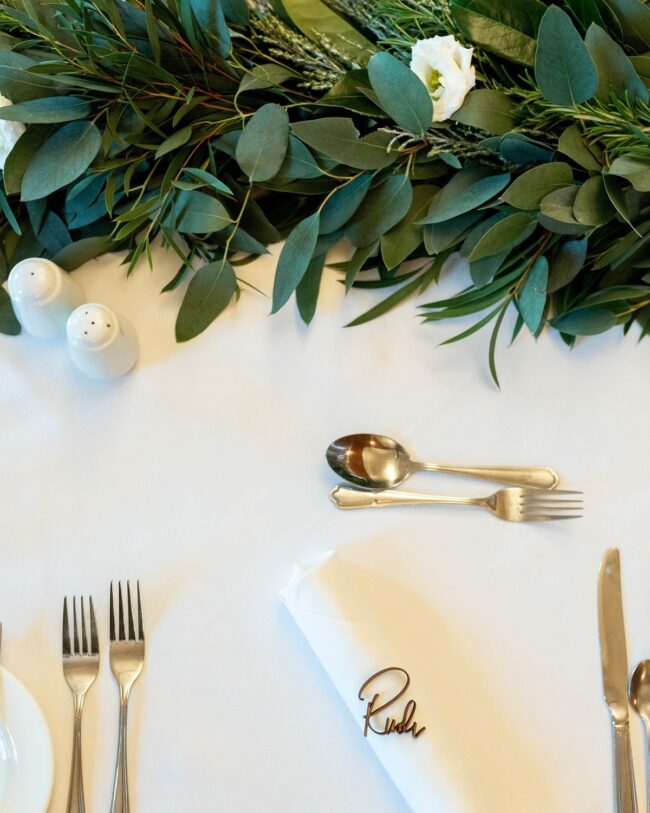 Crisp Green Accents for a Fresh Look