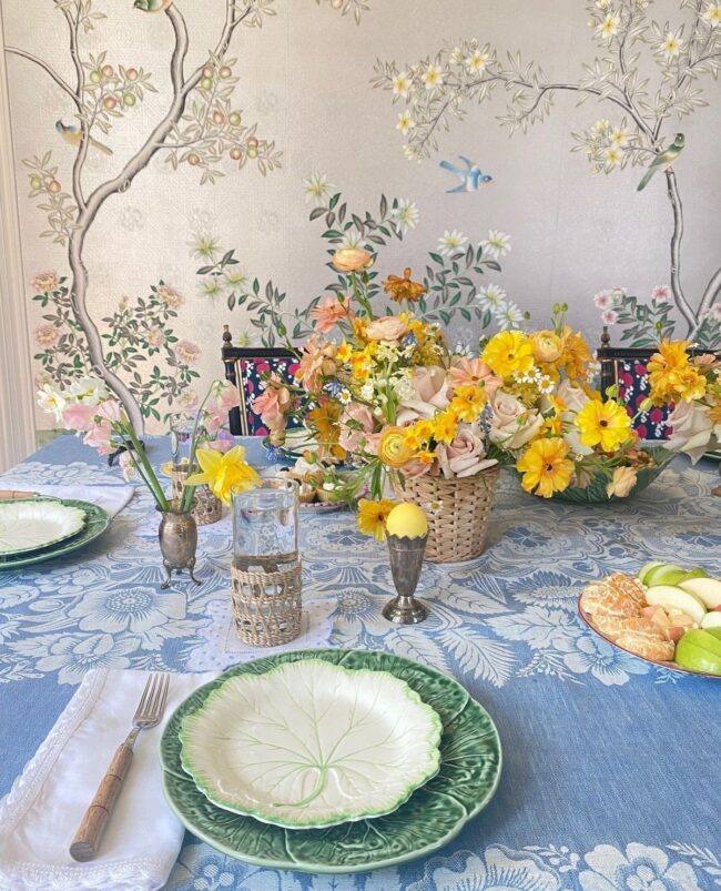 Floral Designs for Stylish Dining Spaces