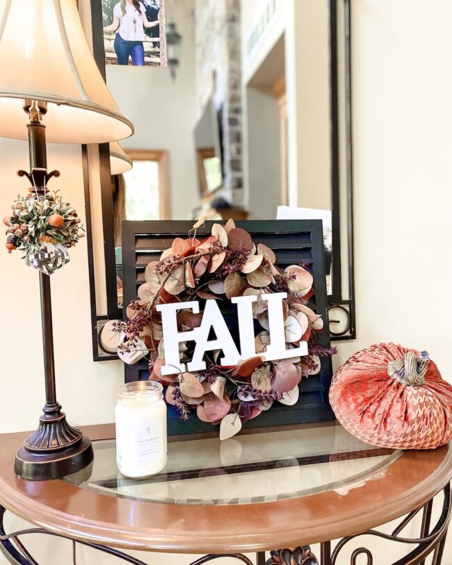 Welcoming Fall Entryway Decor