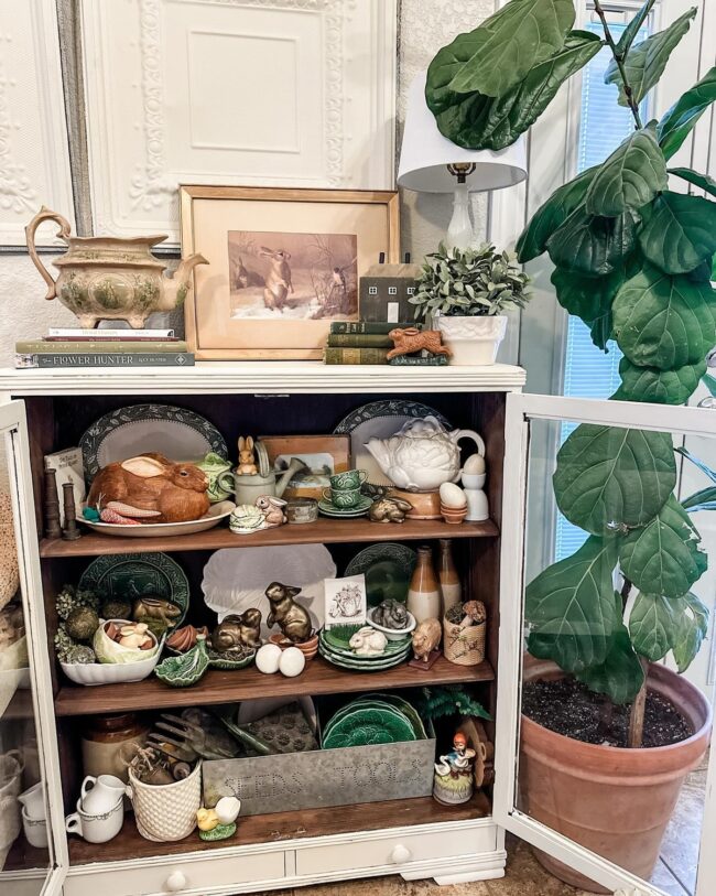 Stylish Green and White Showcase Cabinet
