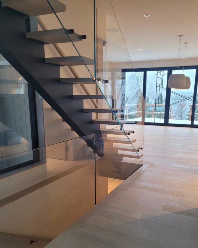 Sleek Urban Design with Fluidity