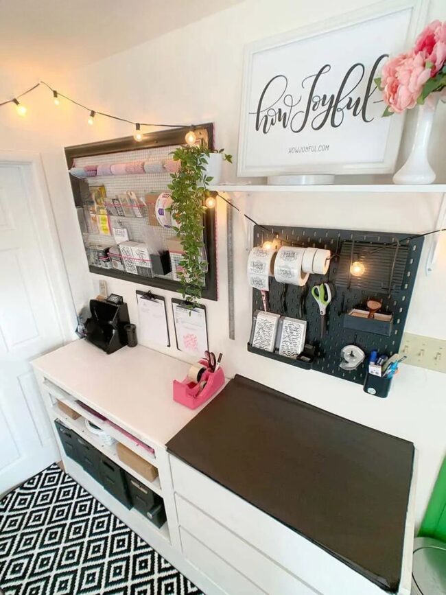 Joyful Organization in Creative Spaces