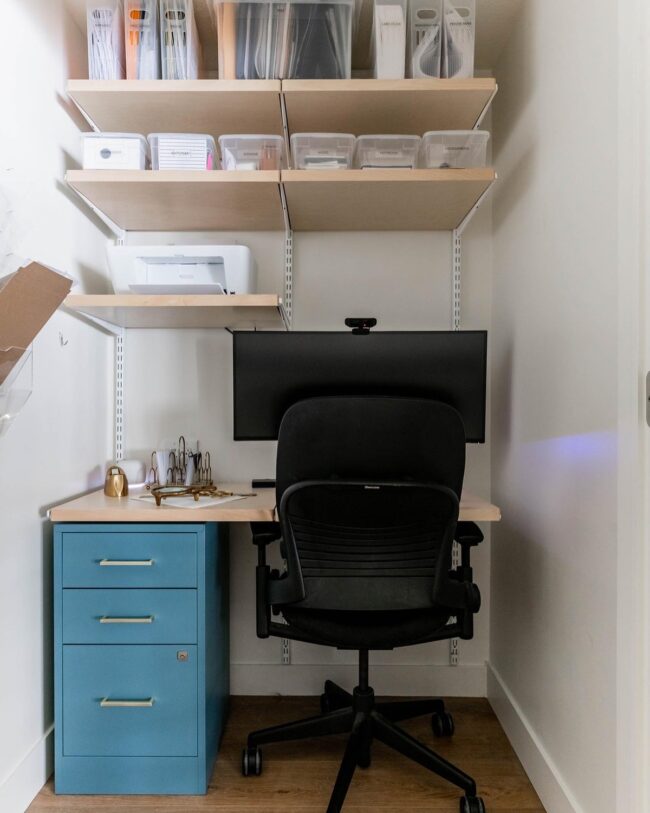 Efficient Design for a Modern Pantry Office
