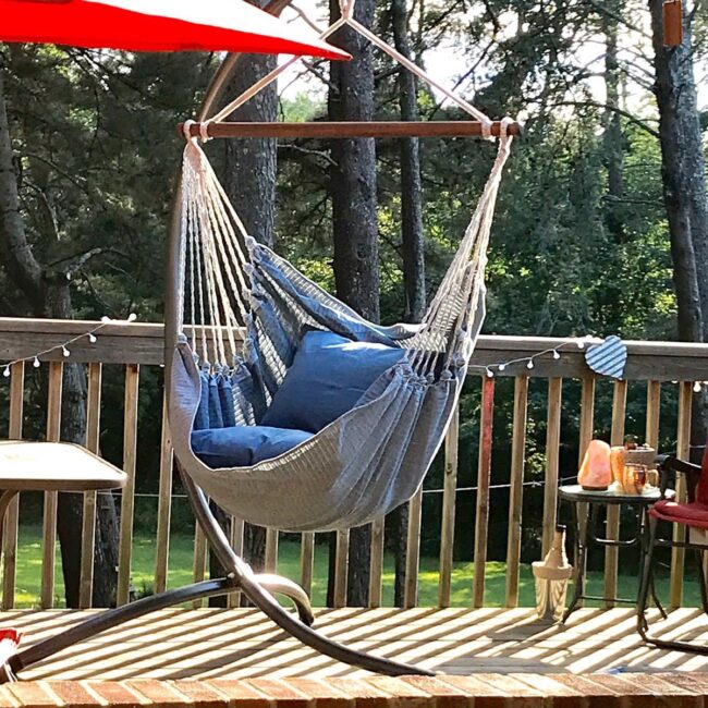 Deck Side Delights for Cozy Gatherings