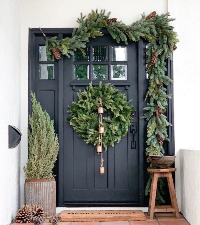 Trending Winter Wreath Styles for This Year