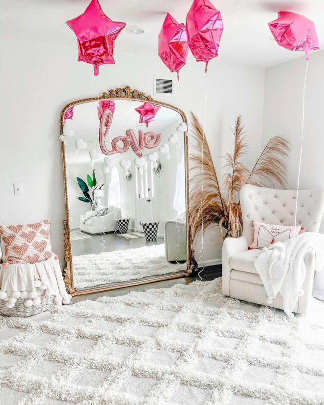 Charming Pink Star Balloons with Heart Mirror