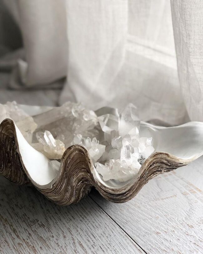 Clamshell Display with Crystals