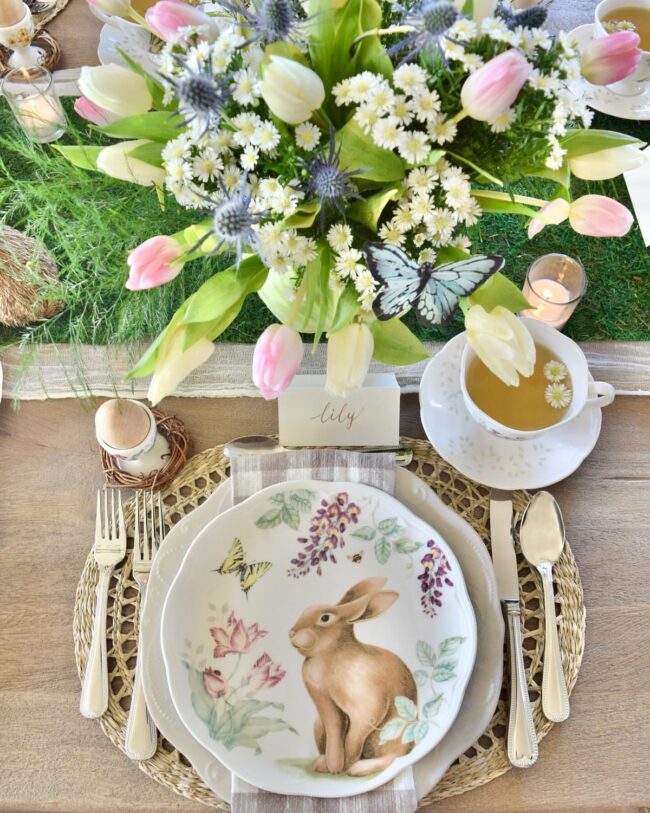 Charming Bunny Table Decor Ideas