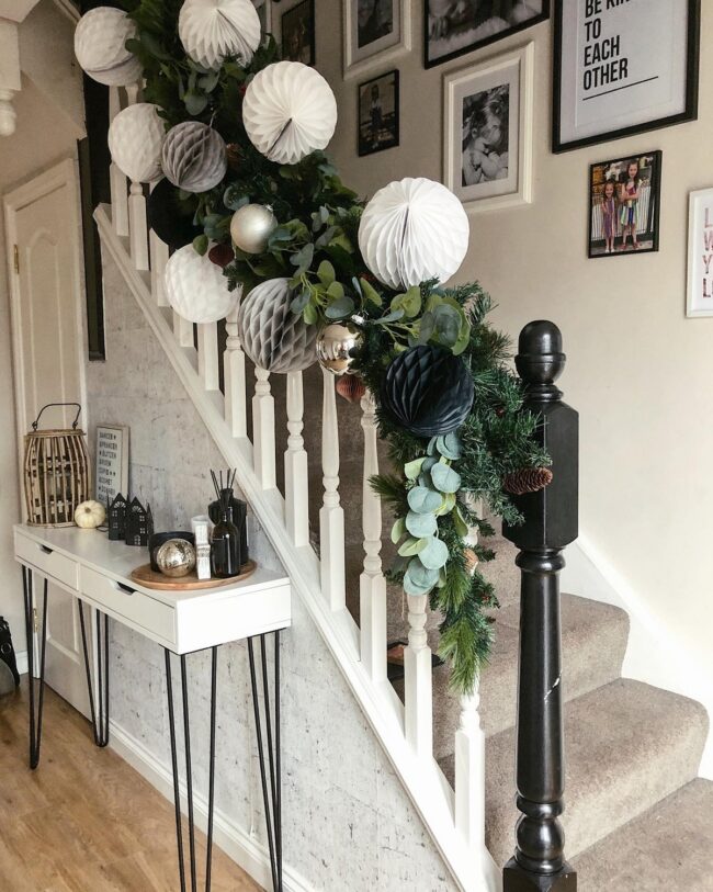 Warm and Festive Holiday Decor