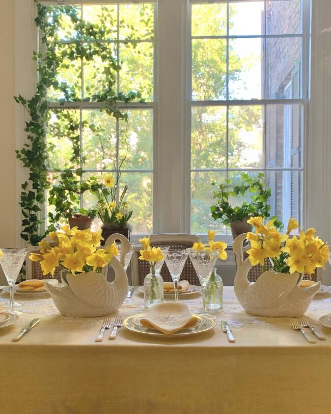 How to Make Your Spring Centerpiece Last Longer
