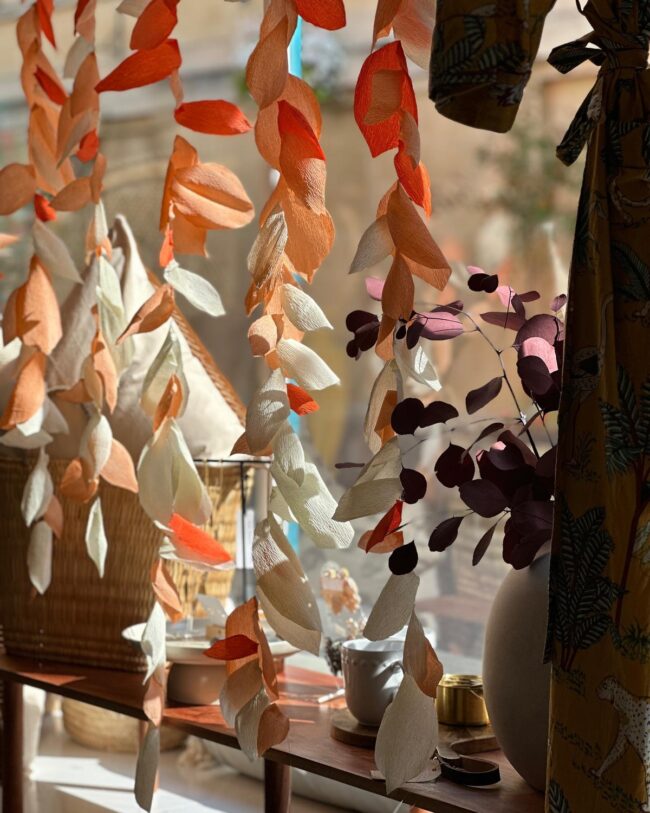 Festive Autumn Garland Adornments