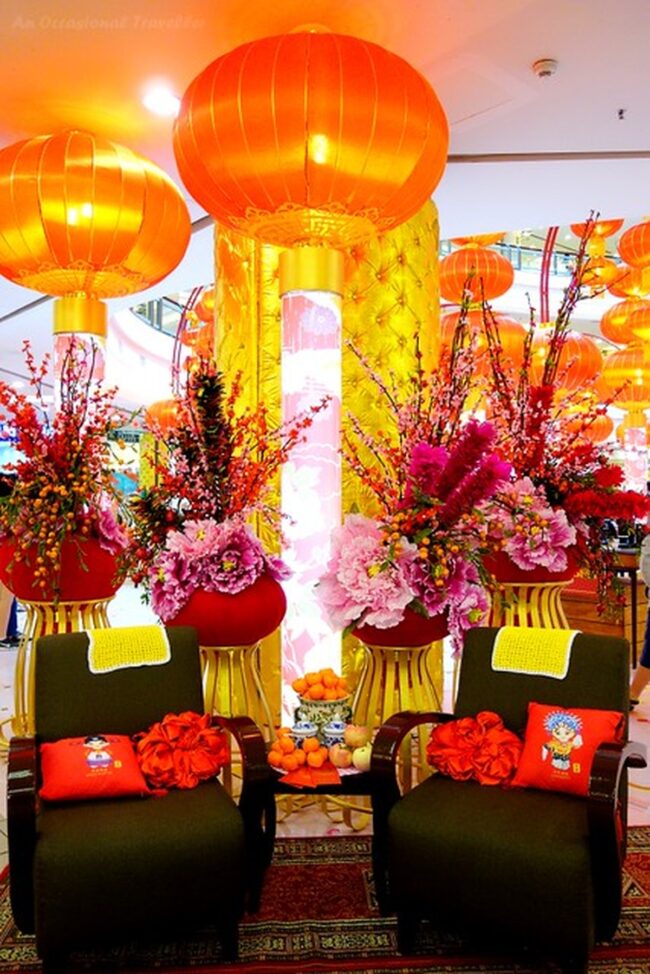 Charming Retreat Featuring Lanterns and Blooms