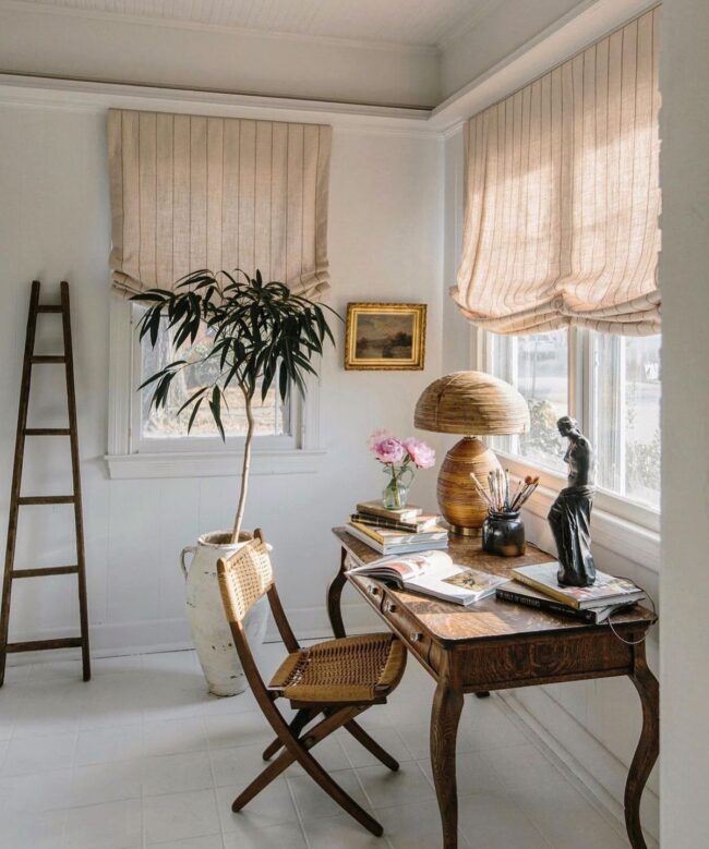 Cozy, Vintage-Inspired Workspace